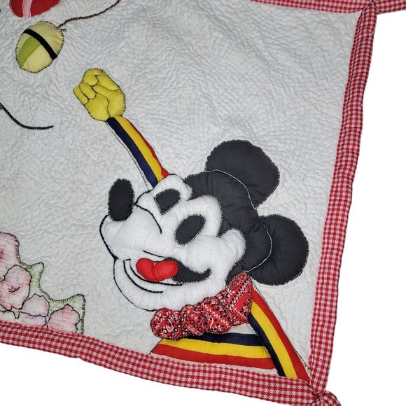 Disney hand made quilted mickey mouse wall tapestry fabric art vintage balloons - Picture 2 of 12